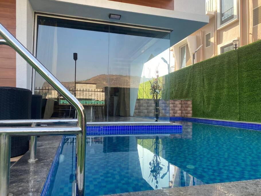 Mount Resorts Lonavala 5 Bhk Luxurious Villa With Private Pool And Full Size Cricket Football Turf Ngoại thất bức ảnh