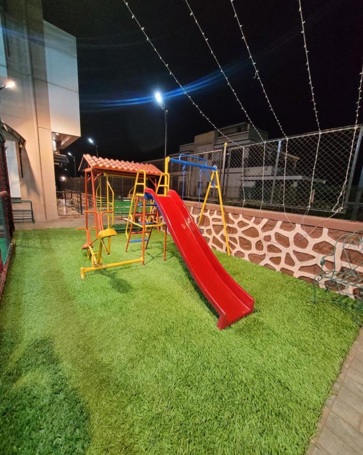 Mount Resorts Lonavala 5 Bhk Luxurious Villa With Private Pool And Full Size Cricket Football Turf Ngoại thất bức ảnh