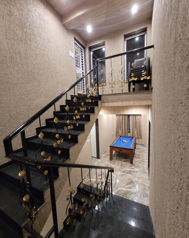 Mount Resorts Lonavala 5 Bhk Luxurious Villa With Private Pool And Full Size Cricket Football Turf Ngoại thất bức ảnh